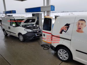 falsch-getankt-Kraftstoff-absaugen auto falschgetankt Werbung mit Telefonnummer 01605054505 Auto Pannenhilfe 24h Notdienst Mobil in München Super statt Diesel getankt Hilfe FIAT